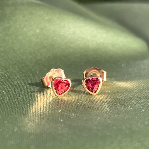 14k Gold Red Sapphire Heart Earrings - Picture 1 of 5